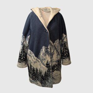 Vintage 90's Canadian Polar Magic Thick Fleece Coat, Hooded, Horn-Shaped Buttons